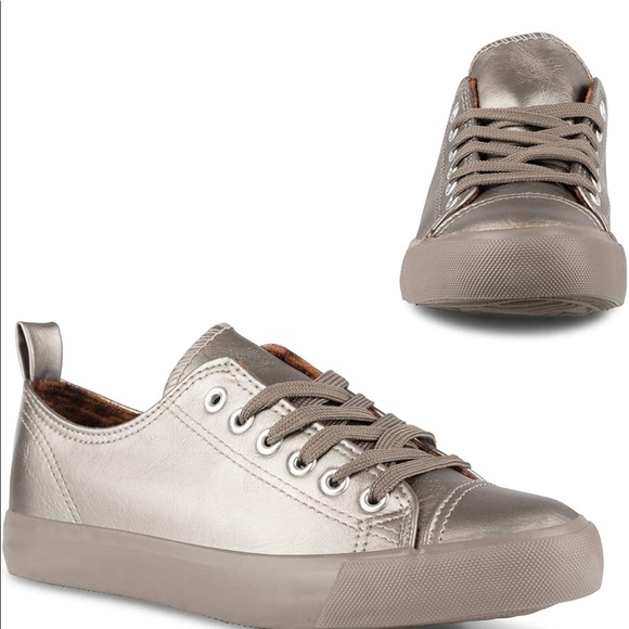 Pewter Sneakers “Converse style” - Picture 3 of 3